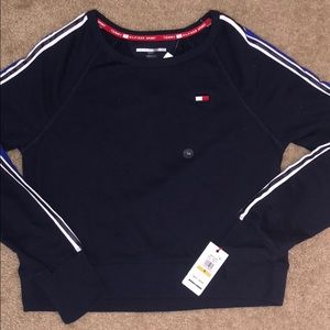 Never worn Tommy Hilfiger Navy Blue Crewneck